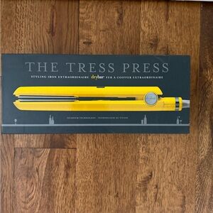 Drybar Tress Press Flat Iron